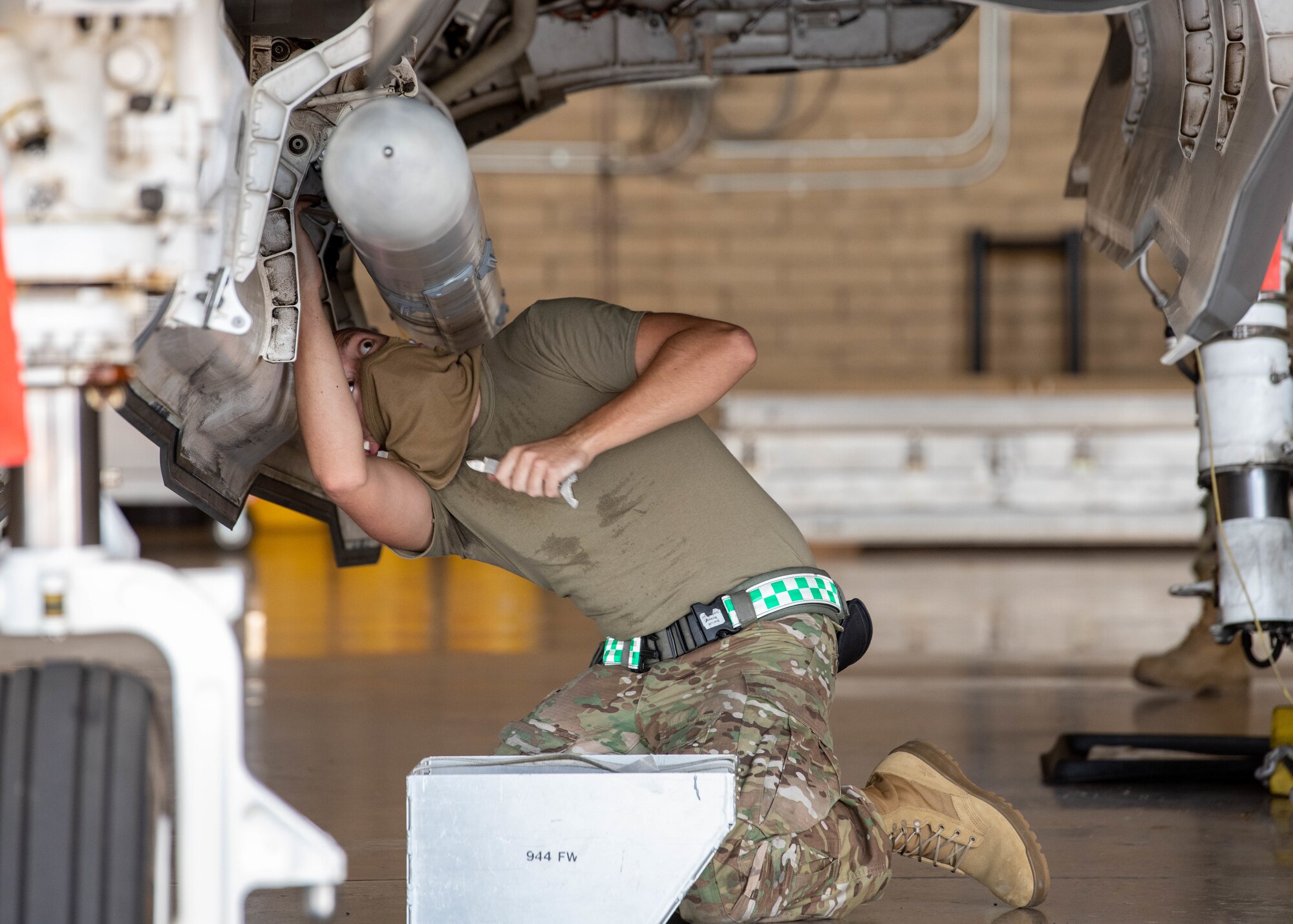 Luke Airmen compete at 2nd Quarter Load Crew Competition