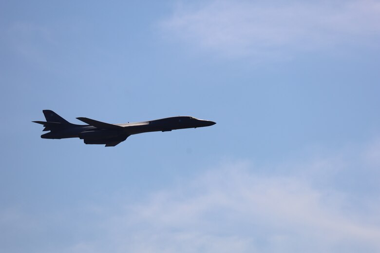 B1 Lancer