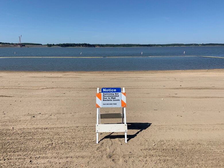 Notice sign at North Overlook Beach