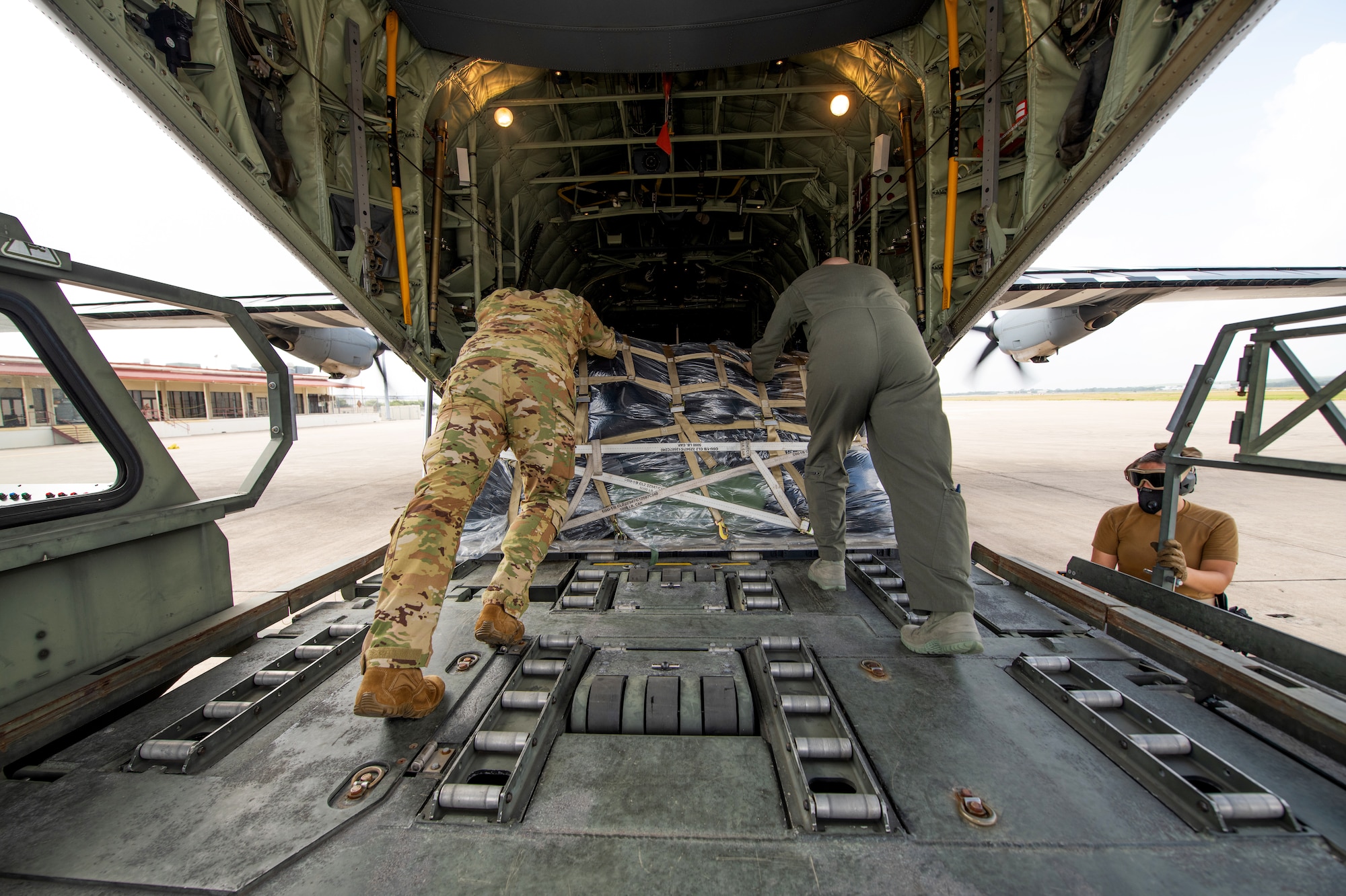 In an effort to protect and sustain the Air Education and Training Command’s student pipeline, the 314th AW flew 27 Airmen in technical training from Kelly Field, Texas, to Ft. Benning, Georgia.