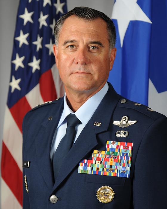 This is the official portrait of Maj. Gen. Eric T. Hill.
