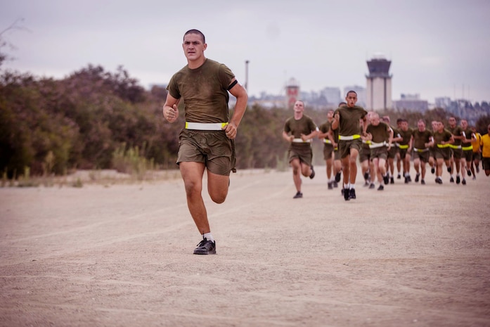 A recruit with Fox Company, 2nd Recruit Training Battalion, participates in a physical training session at Marine Corps Recruit Depot, San Diego, July 21, 2020.
