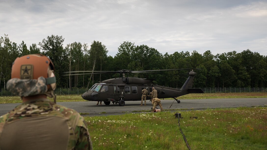 12th CAB conducts refueling exercises during Aerial Gunnery