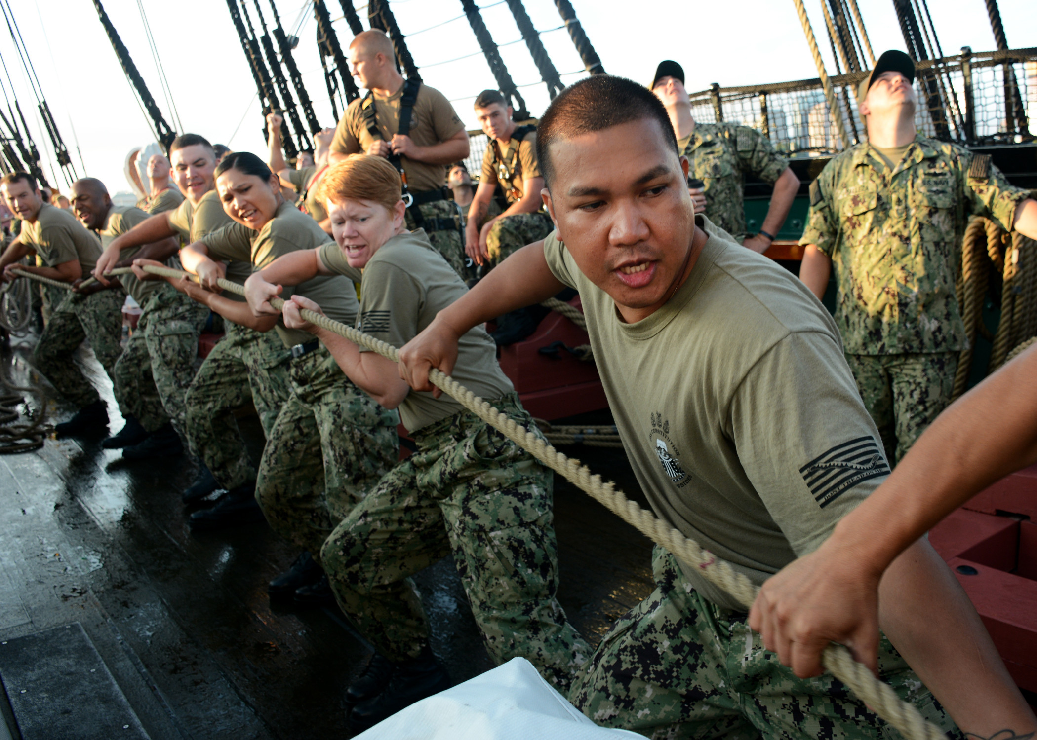 sailors pulling the rope