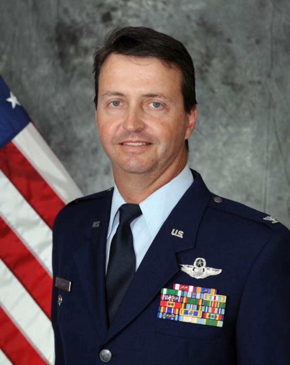 Col. Whitehouse Offical photo