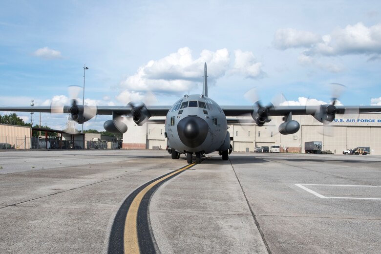 Dobbins nurses return home from COVID-19 frontlines > Dobbins Air Reserve Base > Article Display