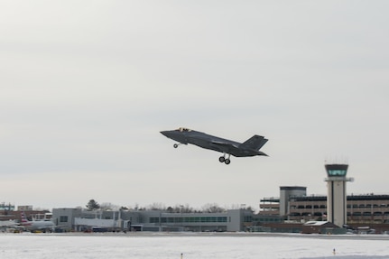 (U.S. Air National Guard photo by Miss Julie M. Shea)