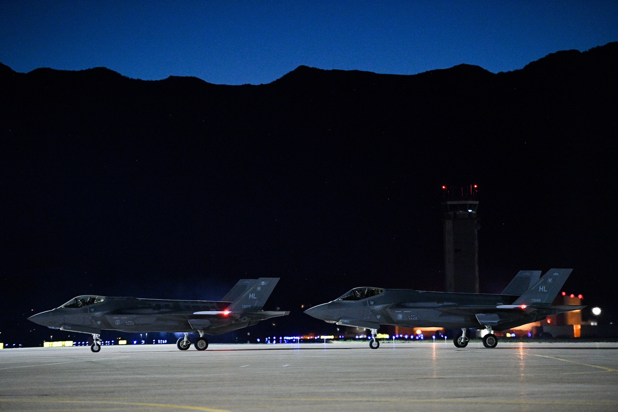 A photo of the 421st Fighter Squadron deployment to the Middle East.