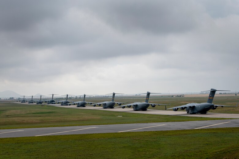 Mighty 97th at Altus AFB conducts large formation exercise > Air