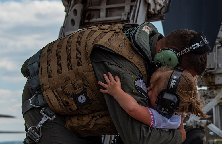 Blackhawk Rescue Mission 5 Radio Backpack