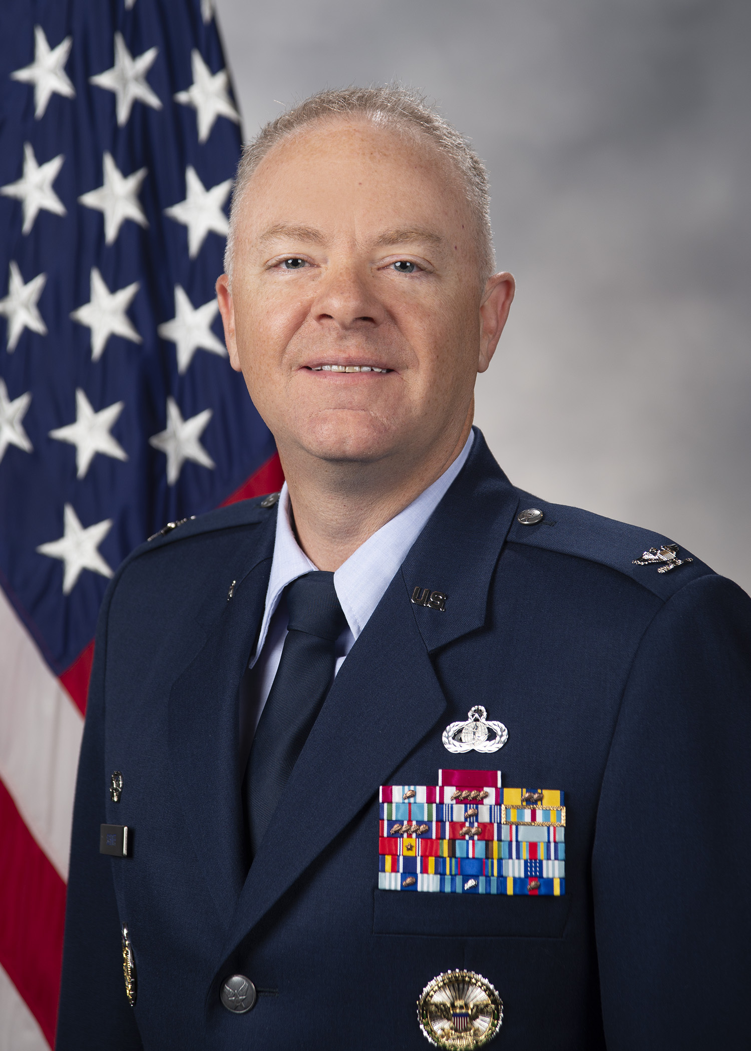 316th Wing and JBA commander introduces self to community > Joint Base
