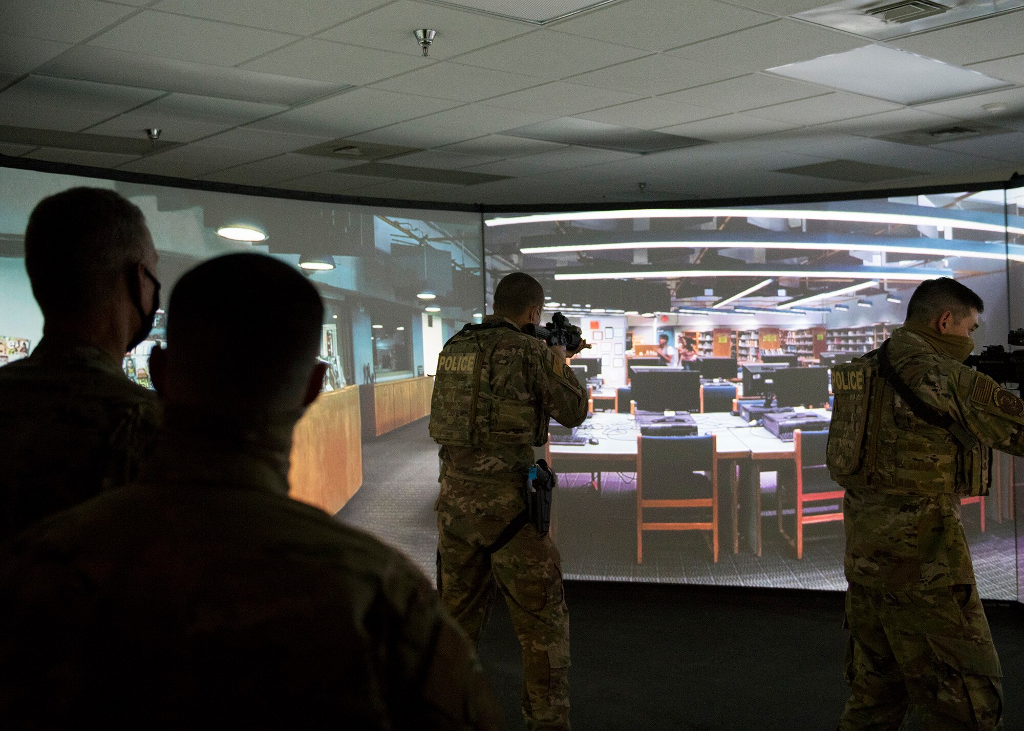 Brig. Gen. Kreuder tours Luke AFB