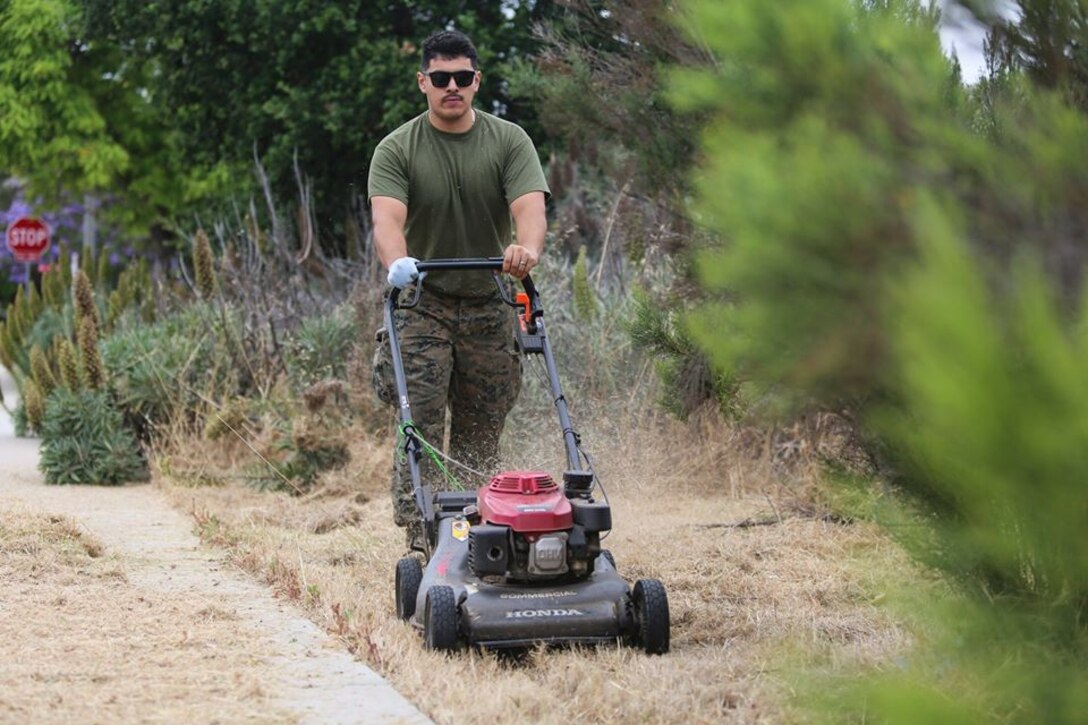Marines from Marine Corps Air Station Miramar conduct a base-wide cleanup at MCAS Miramar, California, June 4, 2020. The Marines conducted this semi-annual cleanup on and around the outskirts of the installation to ensure an upkeep of a clean environment in the San Diego County. (U.S. Marine Corps photos by Lance Cpl. Krysten Houk)