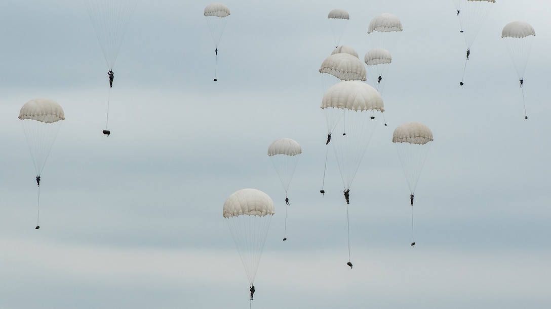 Polish, U.S. Army Allied Spirit Airborne Operation