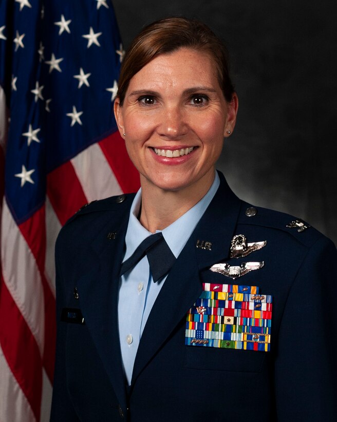 Col. Danielle Willis official photo