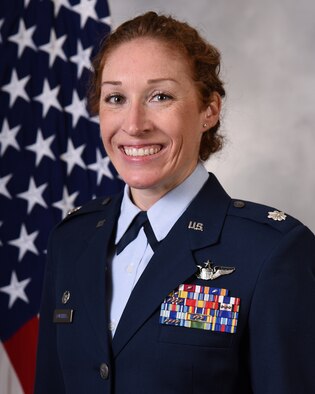Lt. Col. Lonsberry official photo with American flag background