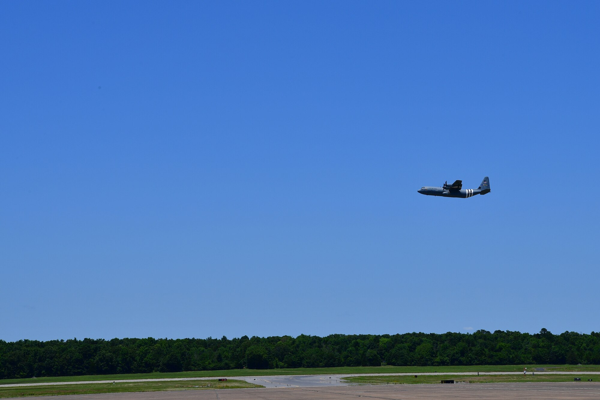 Col. Stephen Hodge, 314th Airlift Wing commander, pilots his final C-130J Super Hercules sortie as commander of the wing at Little Rock Air Force Base, Arkansas, June 12, 2020. Hodge is a command pilot with 3,500 hours of flight time, primarily in the C-130. He led missions during Operations Joint Endeavor, Southern Watch, Enduring Freedom and Iraqi Freedom. (U.S. Air Force photo by Airman 1st Class Aaron Irvin)