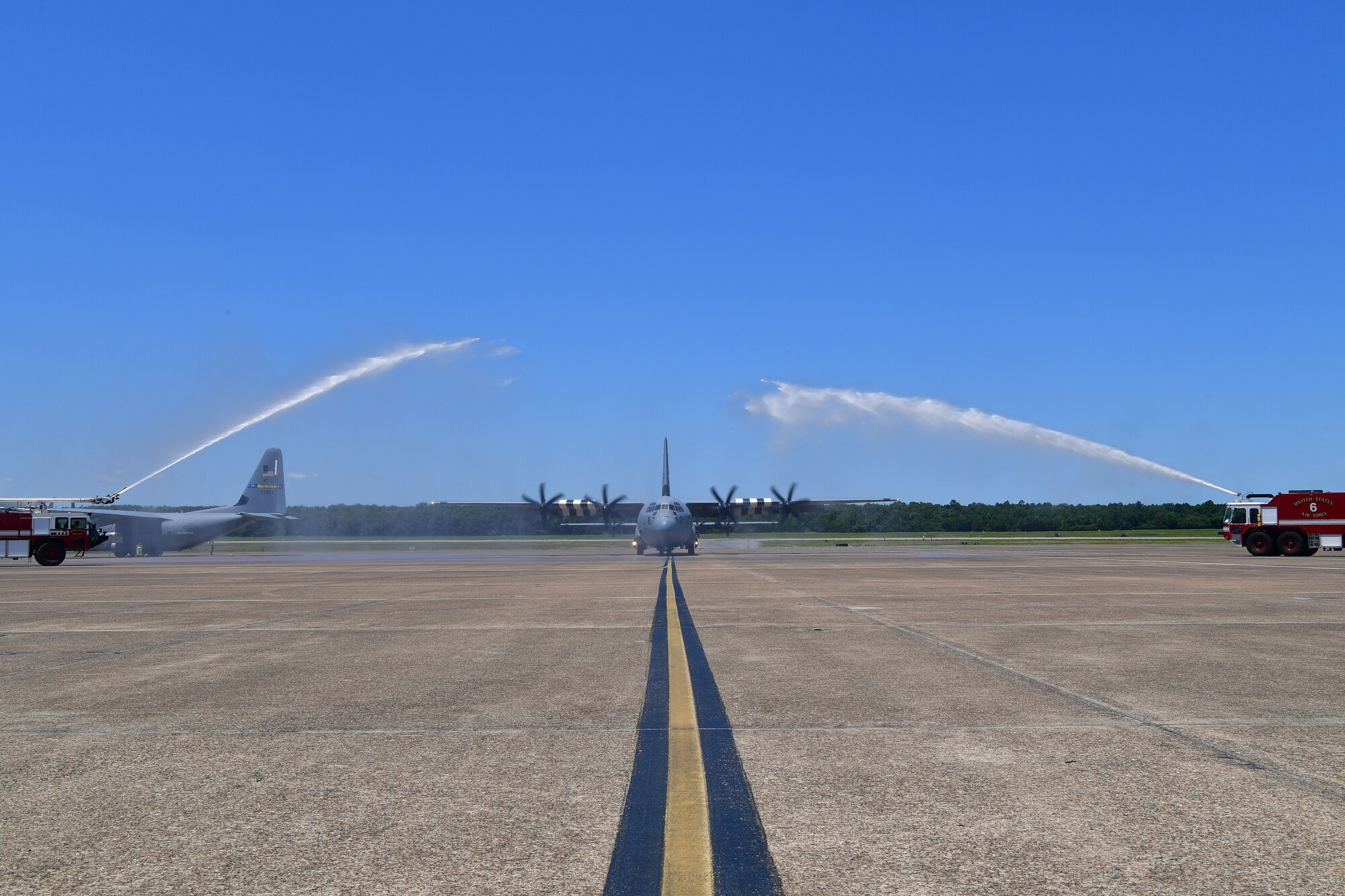 Col. Stephen Hodge, 314th Airlift Wing commander, taxis in from his final C-130J Super Hercules sortie as commander of the wing at Little Rock Air Force Base, Arkansas, June 12, 2020. The 314th AW is the nation's tactical airlift "Center of Excellence" and trains C-130 aircrew members from the Department of Defense, Coast Guard and 47 partner nations. (U.S. Air Force photo by Airman 1st Class Aaron Irvin)