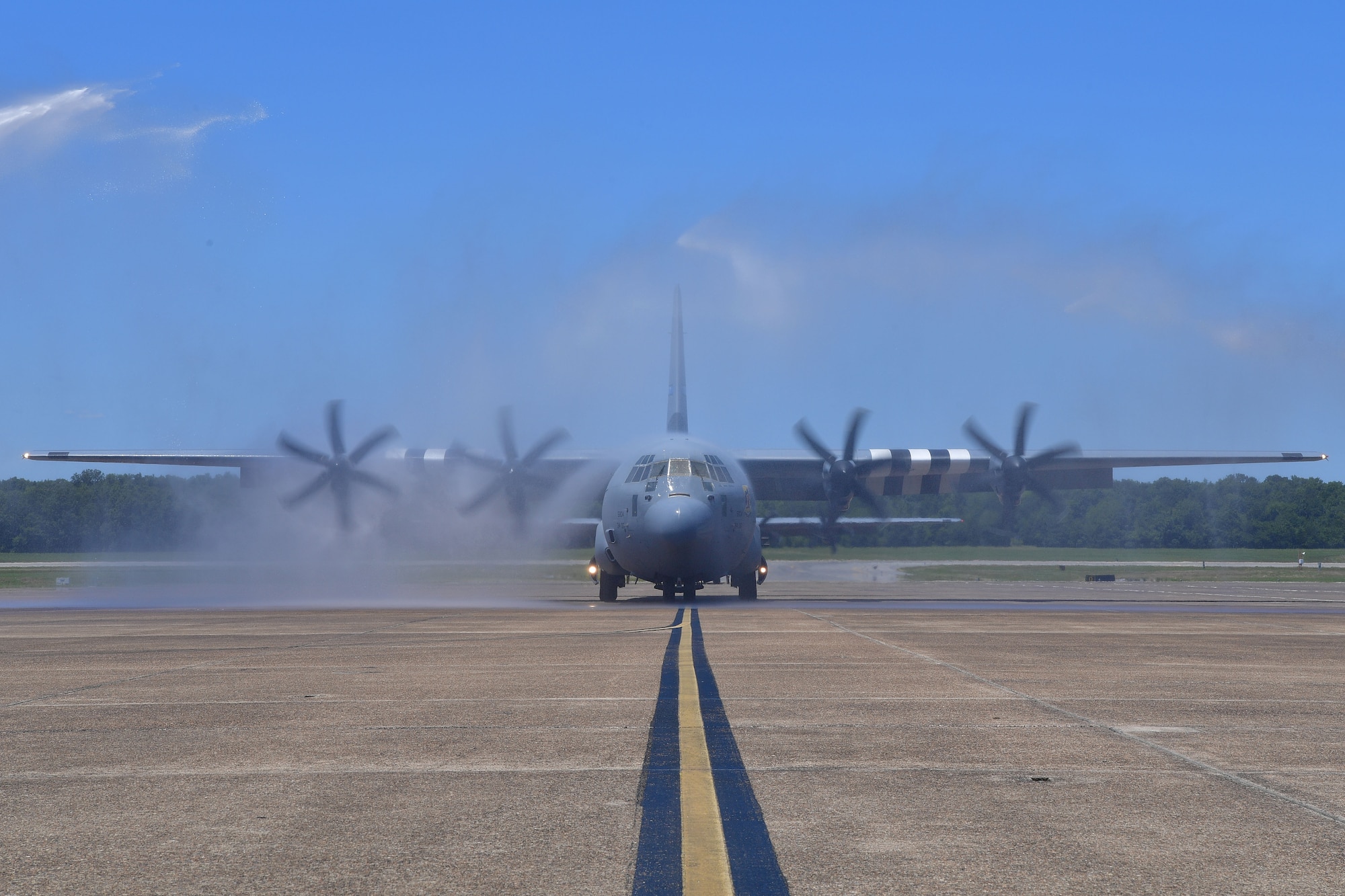 Col. Stephen Hodge, 314th Airlift Wing commander, taxis in from his final C-130J Super Hercules sortie as commander of the wing at Little Rock Air Force Base, Arkansas, June 12, 2020. The 314th AW is the nation's tactical airlift "Center of Excellence" and trains C-130 aircrew members from the Department of Defense, Coast Guard and 47 partner nations. (U.S. Air Force photo by Airman 1st Class Aaron Irvin)