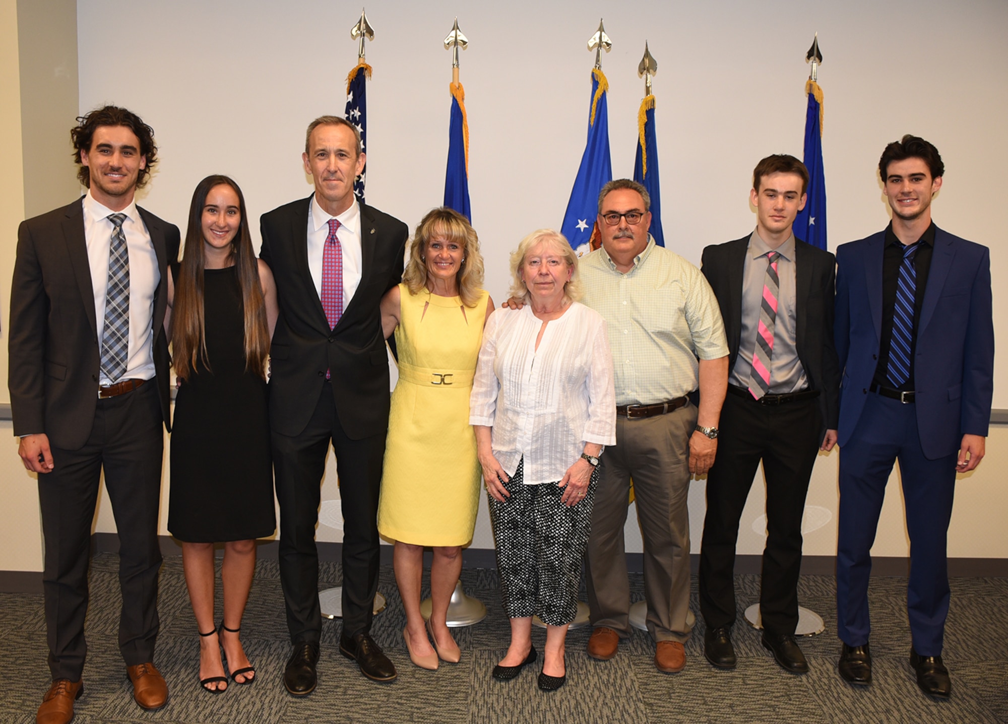 Anthony ‘Tony’ Everidge is joined by his wife, four children, brother-in-law and sister-in-law June 5 for his Senior Executive Service induction ceremony as he becomes the executive director of the Air Force Installation Contracting Center, Air Force Installation and Mission Support Center, Air Force Materiel Command, headquartered at Wright-Patterson Air Force Base. (U.S. Air Force photo/Thomas Lewis)