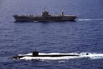 Blue Ridge Conducts Submarine Familiarization with USS Asheville