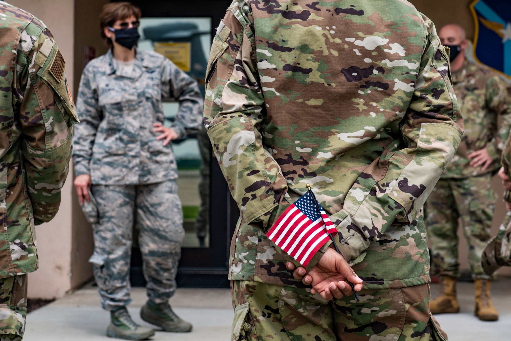911th Aeromedical Staging Squadron leadership greets returning deployers at the Pittsburgh International Airport Air Reserve Station, Pennsylvania, June 5, 2020.