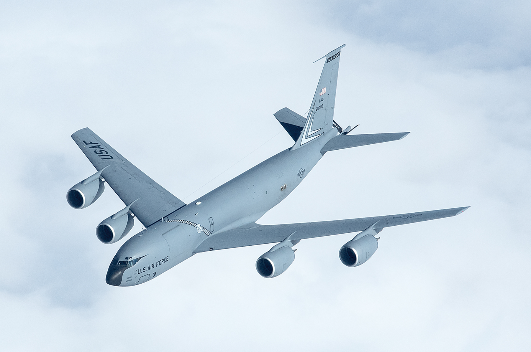 Tanker Directorate team installs ADS-B Out on KC-135 fleet