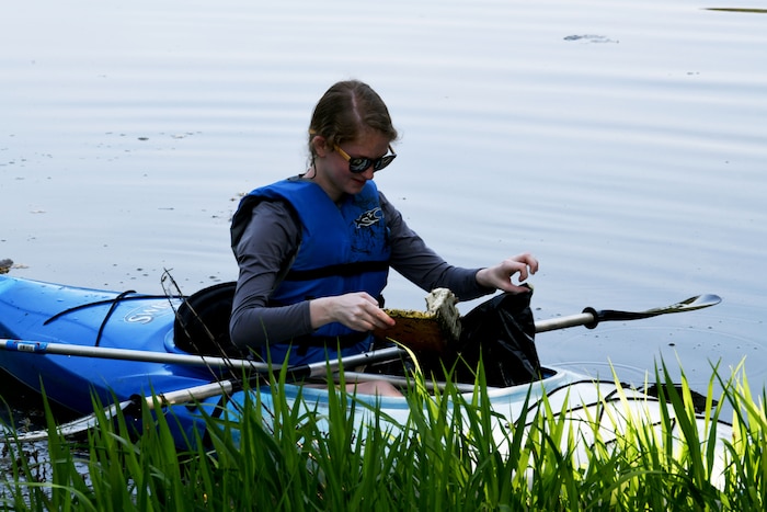 girl in kayak
