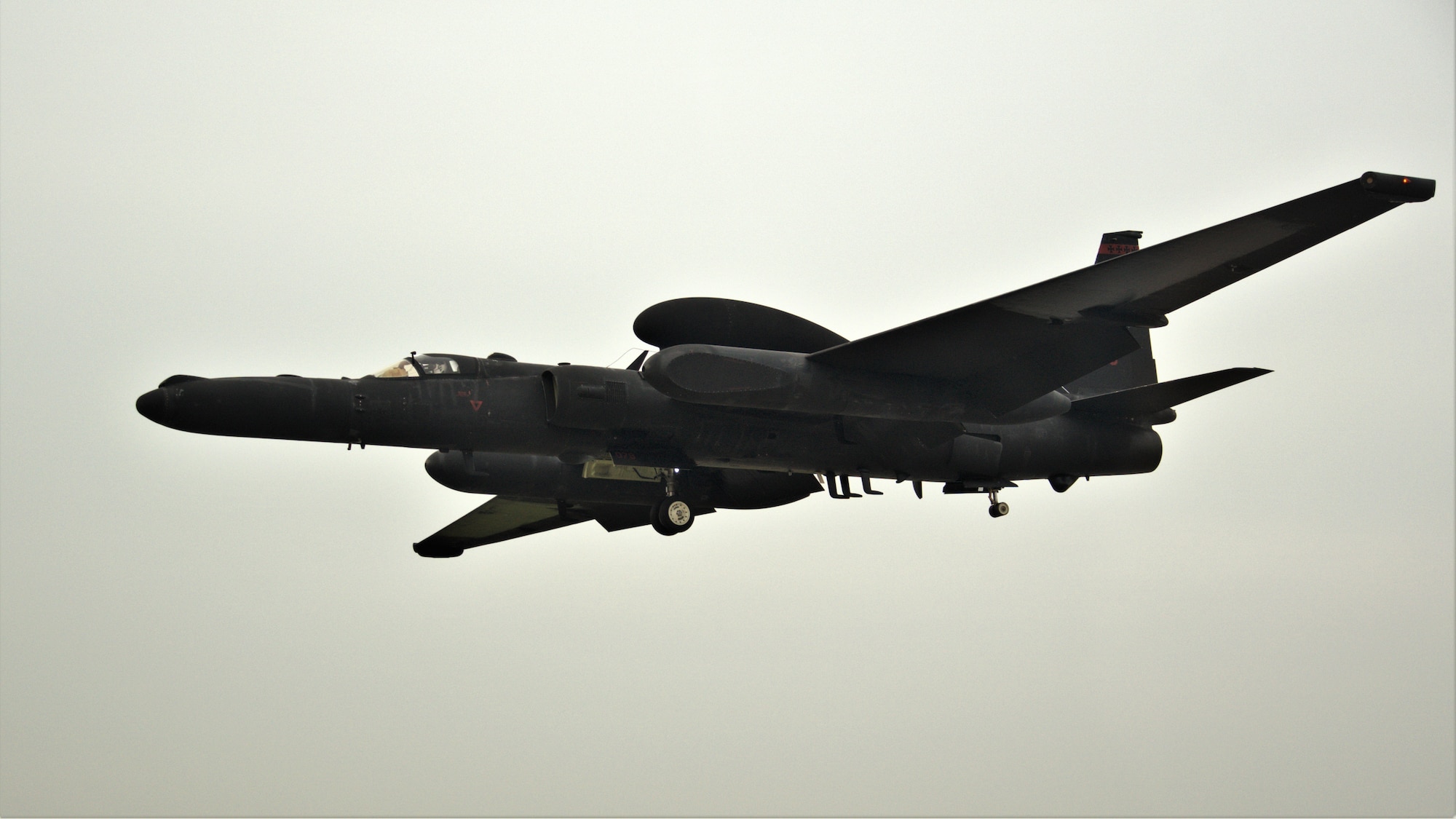 The U-2 glides in for a landing.