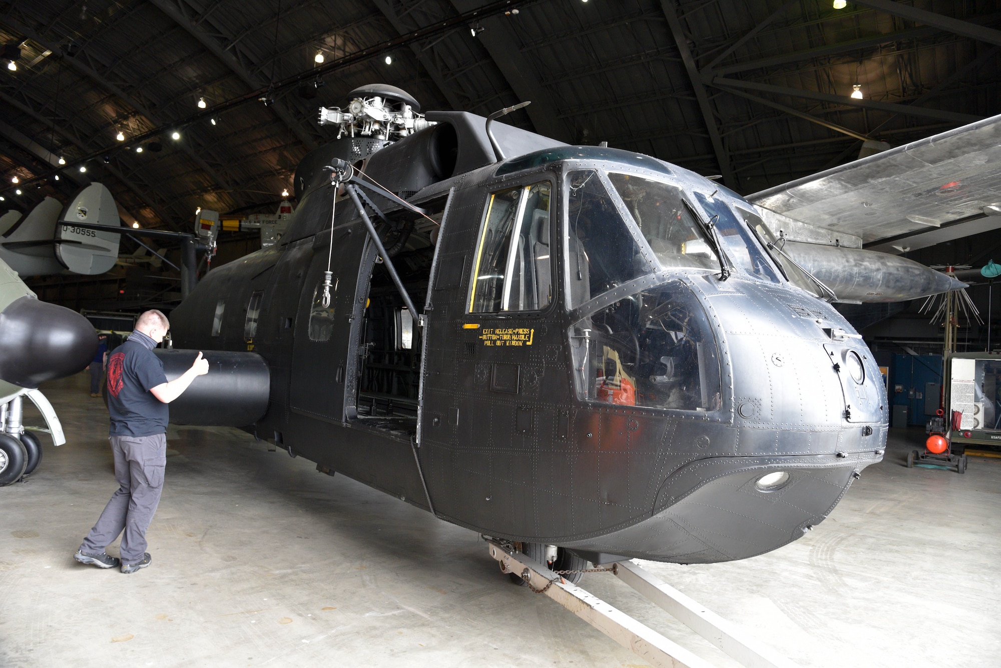 Sikorsky CH-3E(Black Mariah)