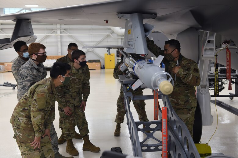 F35 maintenance training continues > Eglin Air Force Base > Article