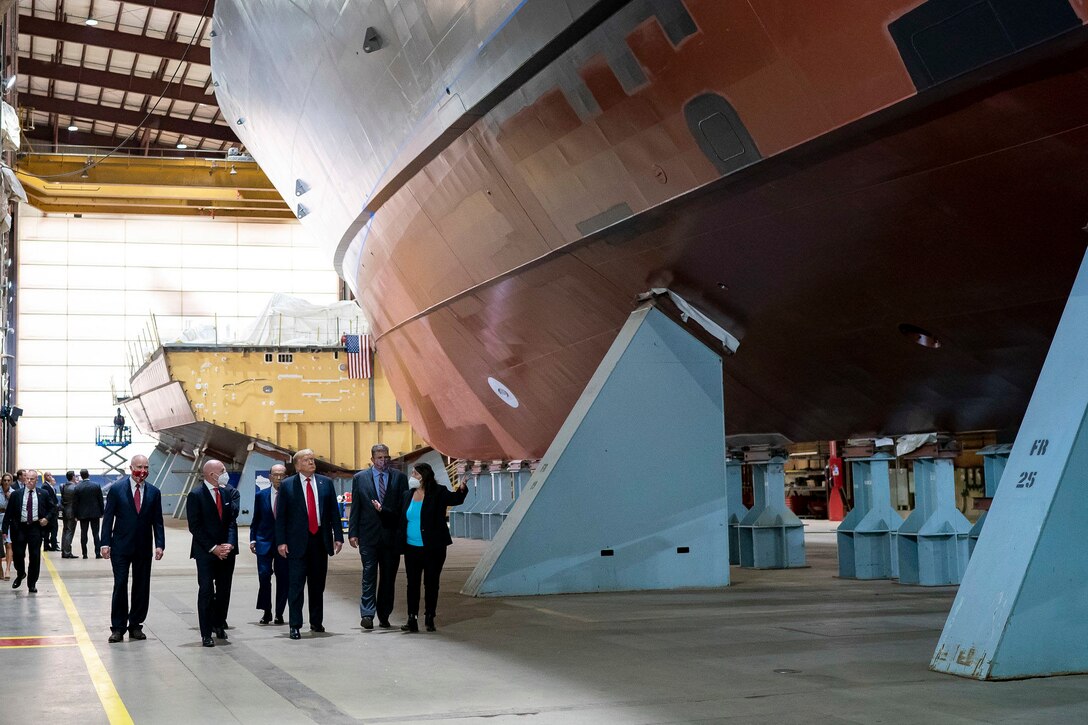 The President tours a shipyard.