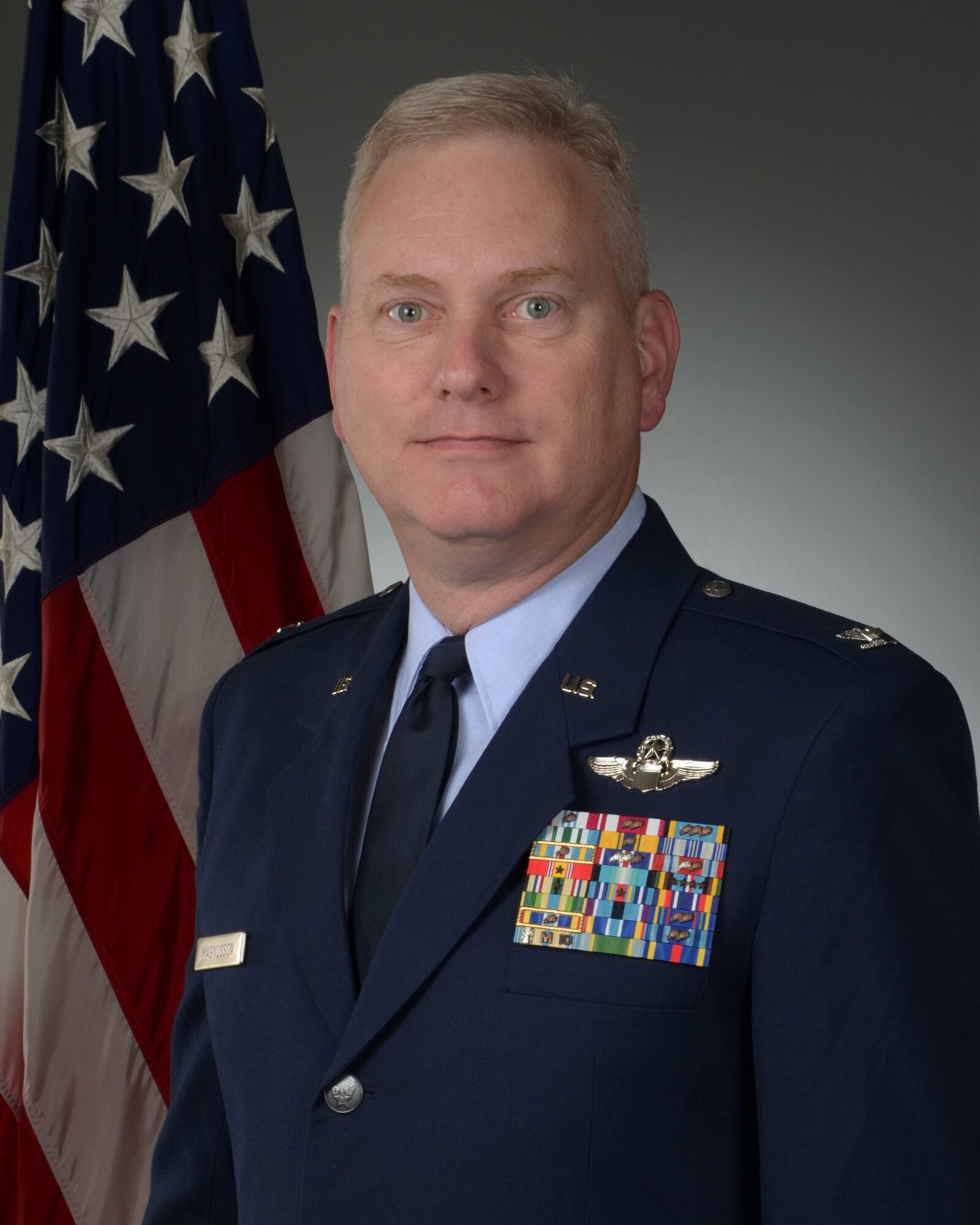 Commander of the 914 ARW Col Carl J. Magnusson