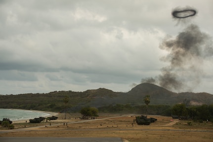 CG20: U.S., Thai Military Strengthen Relationships through Coordinated Amphibious Beach Landing