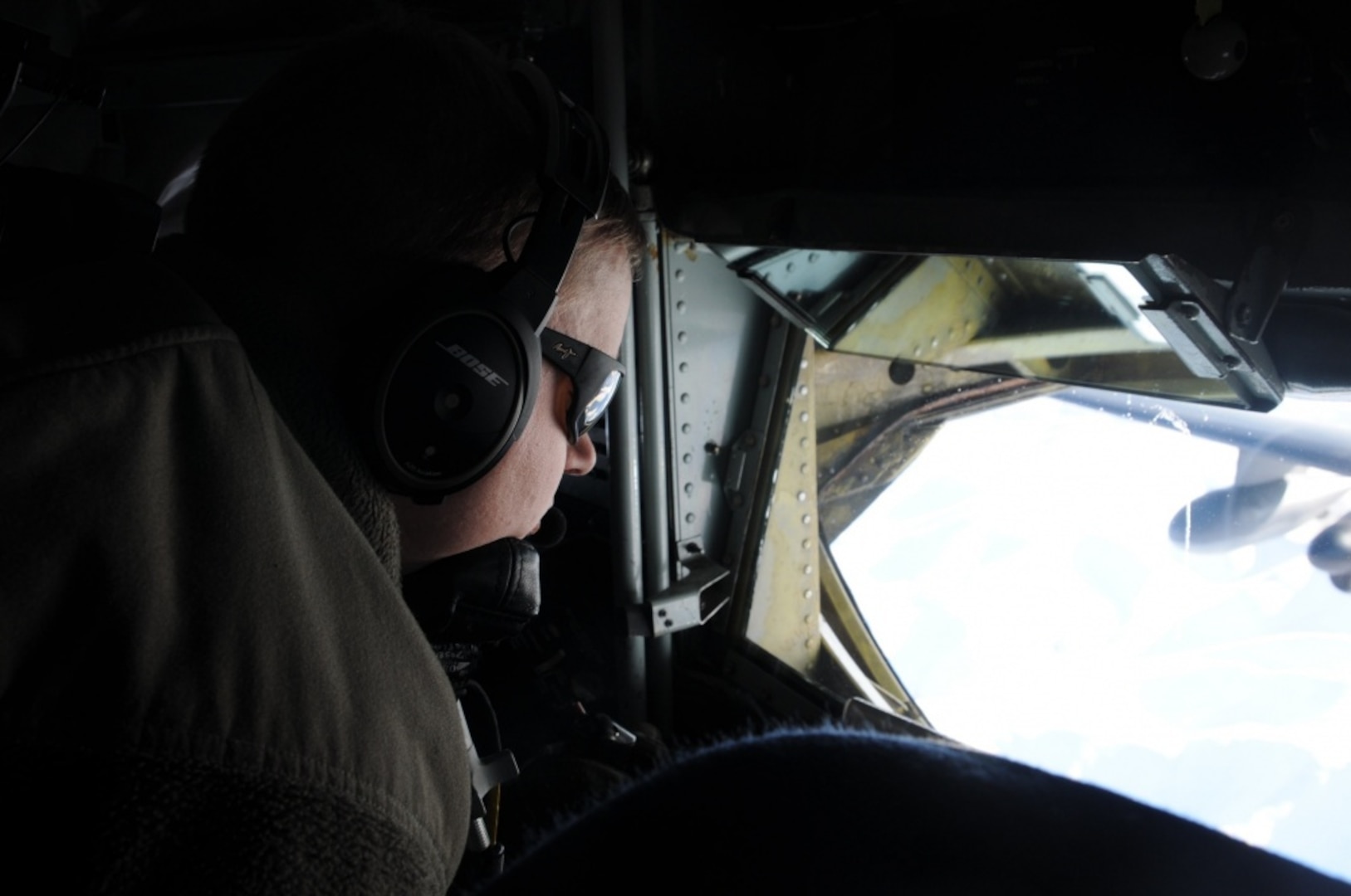 Alaska Air National Guard Refuels C-130 at 20,000 Feet