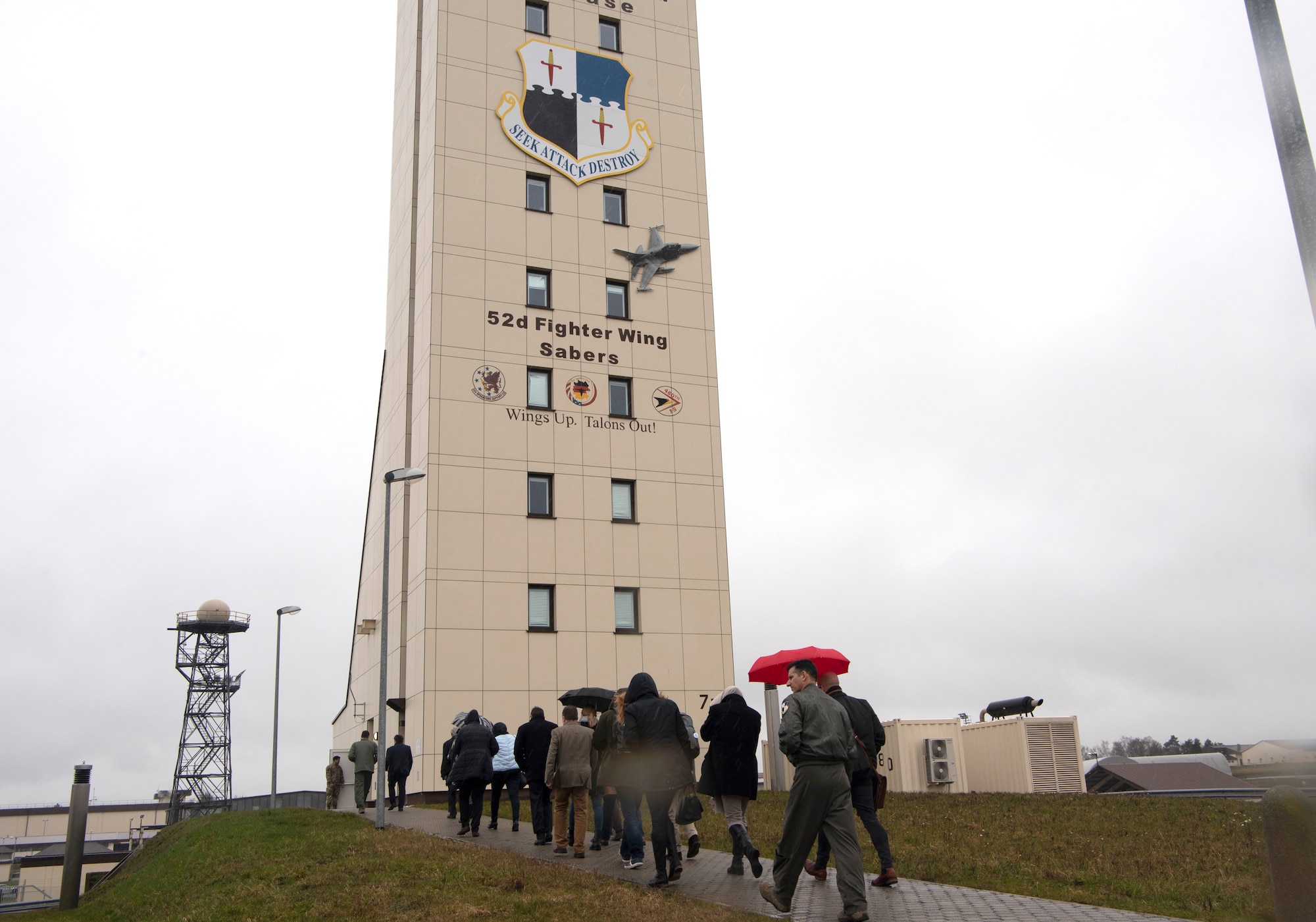 Saarland parliamentarians visit Spangdahlem Air Base