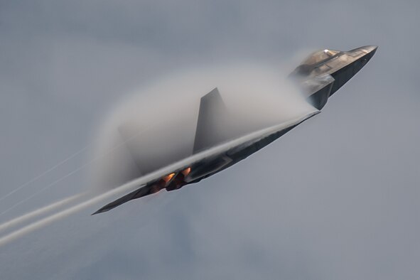 F-22 Demonstration Team pilot performs