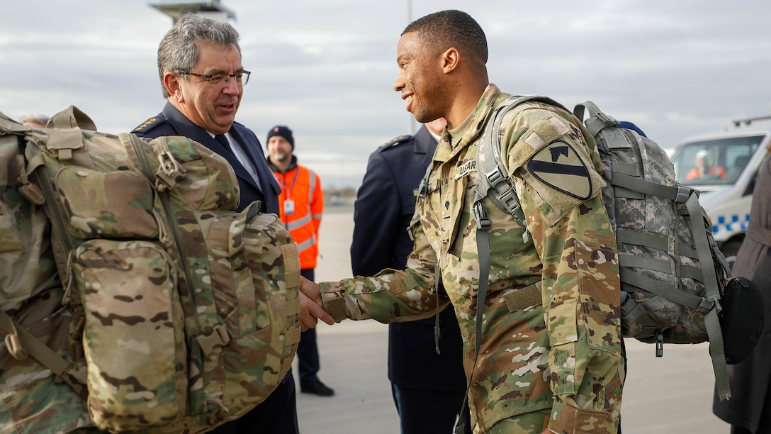 U.S. Army Soldiers arrive in Bavaria in support of  DEFENDER-Europe 20