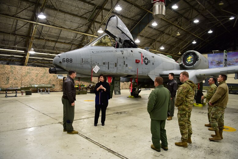 Janine Sijan-Rozina, Capt. Lance P. Sijan’s sister, talks with Col. John Gonzales, Feb. 18, 2020 at Osan Air Base, Republic of Korea. Sijan-Rozina visited several locations on base during a two-day visit where she visited with Airmen while showing a film on her brother Capt. Lance P. Sijan. (U.S Air Force photo by Staff Sgt. James L. Miller)