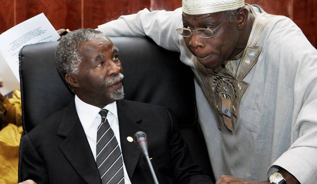 Former  presidents  Mbeki and Obasanjo discuss issues at the 6th Tana High-Level Forum on Security in Africa, held in Bahir Dar, Ethiopia, 22–23 April 2017.