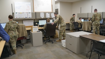 The human resources personnel at Draper, Utah, surrounding armories get trained on the new Integrated Personnel and Pay System – Army system processes, Feb. 2, 2020. IPPS-A boasts a 98 percent accuracy rate on more than 26 different pay transactions (U.S. Army photo by Sgt. 1st Class Nichole Bonham)
