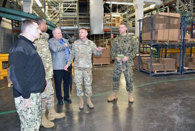 DLA National Account Managers visit DLA Distribution