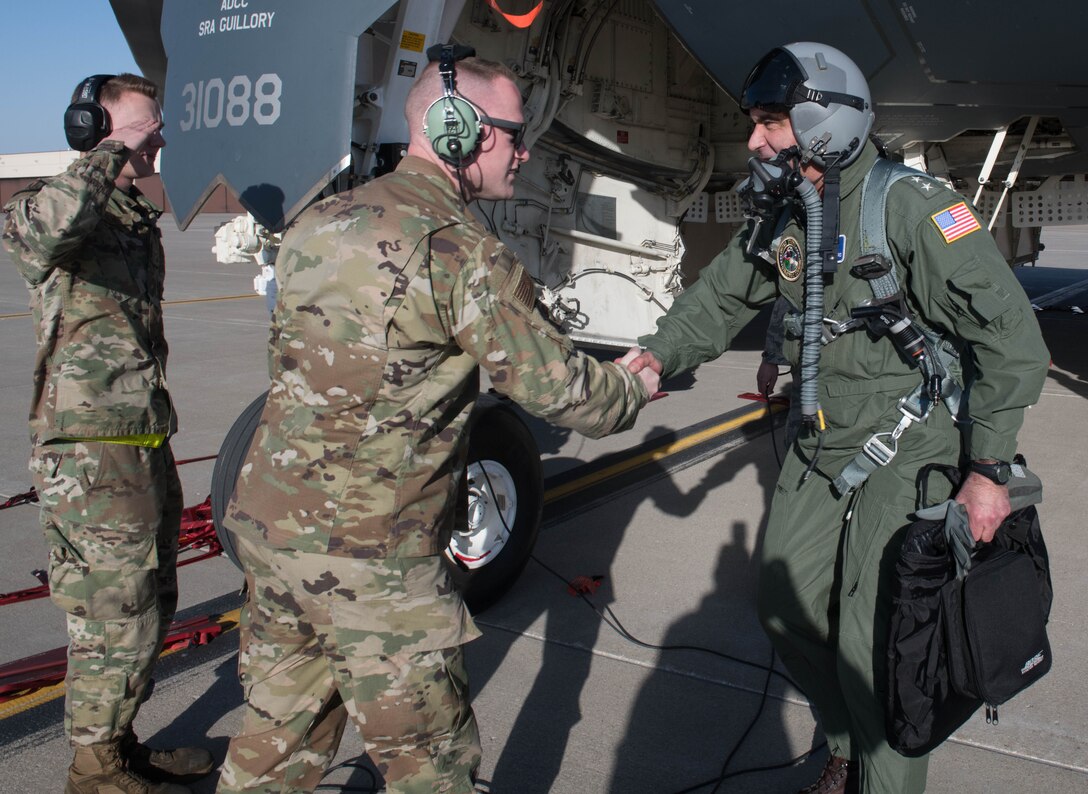 Richard and McMahon interacted with Airmen at Whiteman AFB and shared their perspectives on the strategic deterrence mission. (U.S. Air Force Photo by Airman 1st Class Thomas Johns)