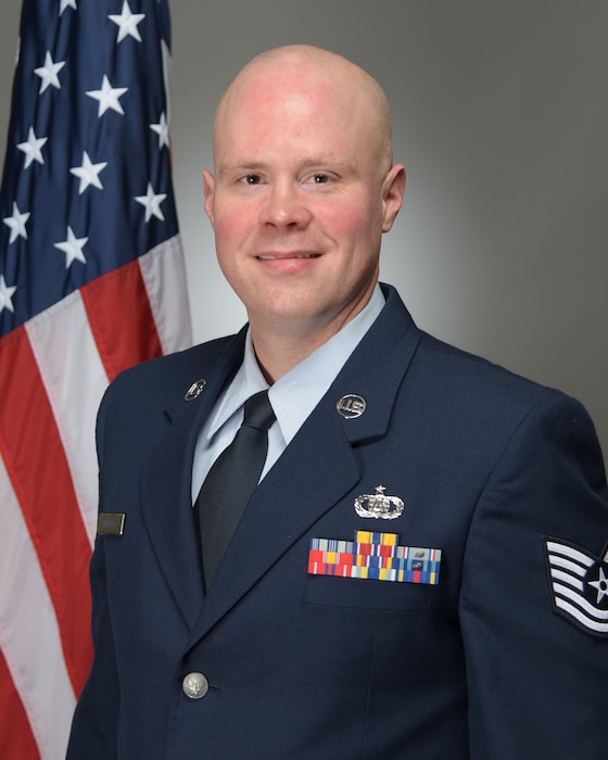 Official photo of TSgt Joe Philpott, clarinetist with the USAF Band of Mid-America