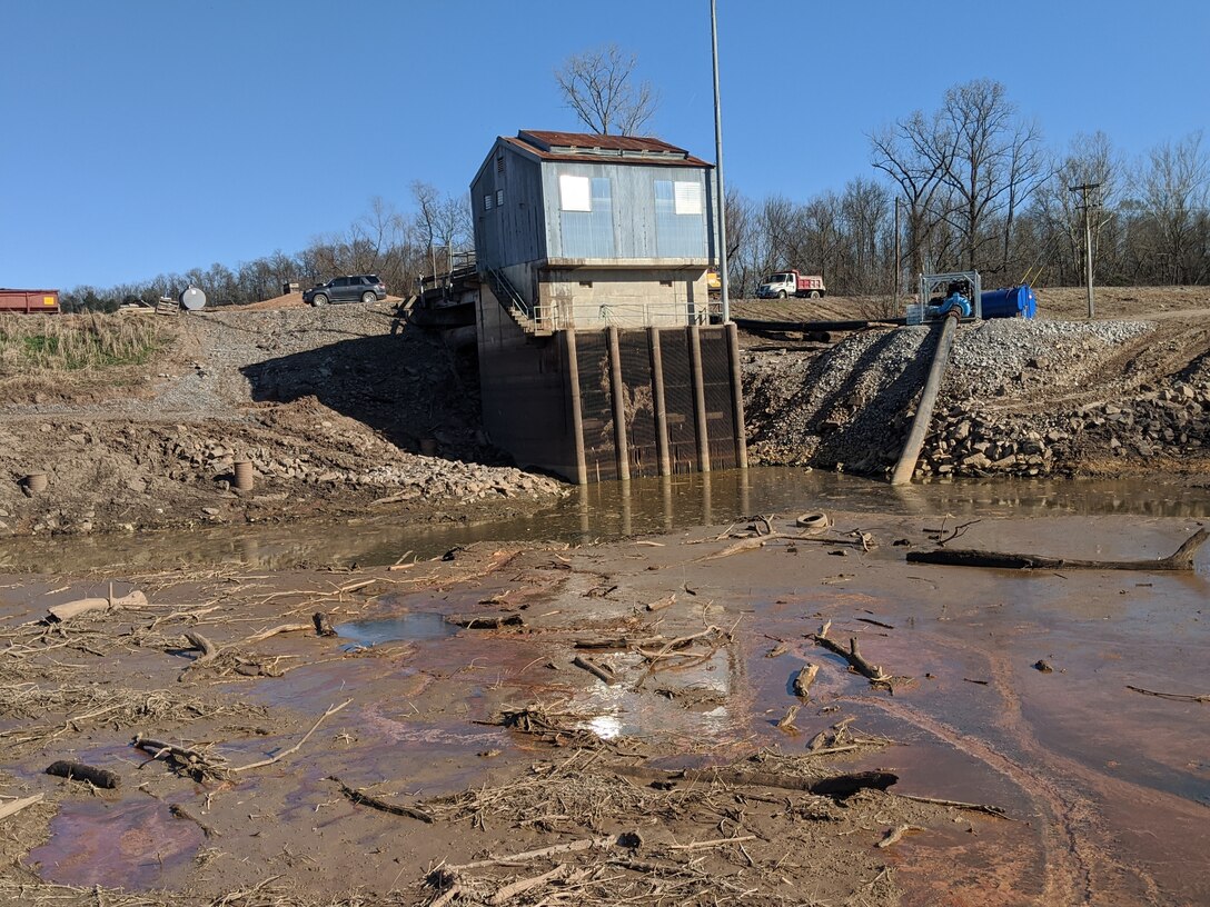 Mclean Bottom Pump Station temporary pump