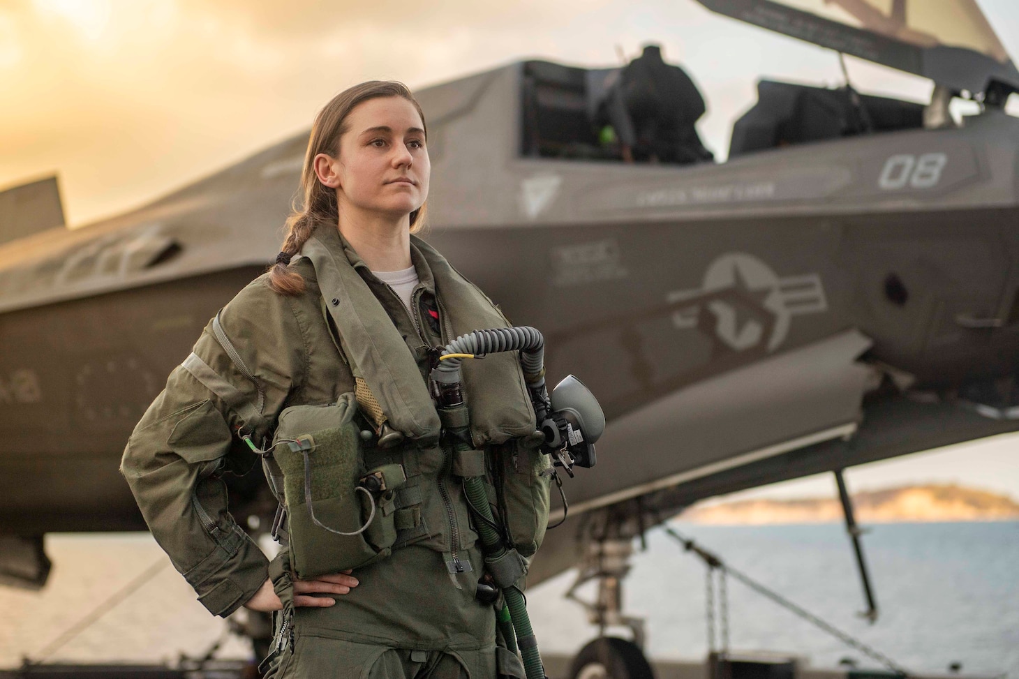 Air Force Fighter Pilot Joins Navy-Marine Corps Team > Expeditionary ...