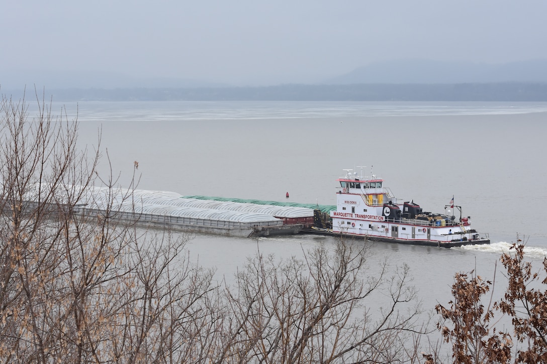 tow boat navigates Lake Pepin