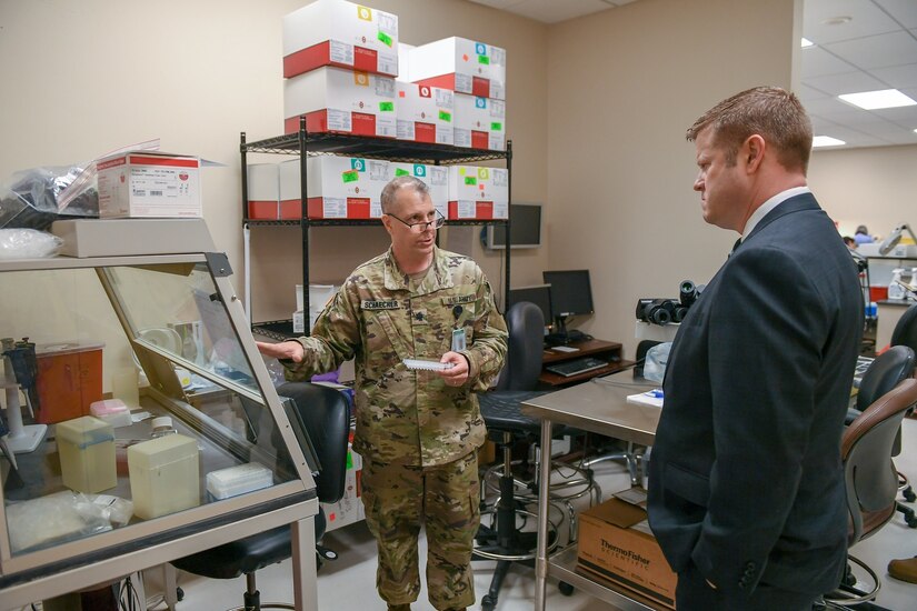 Army working to develop COVID-19 vaccines as force preps its response