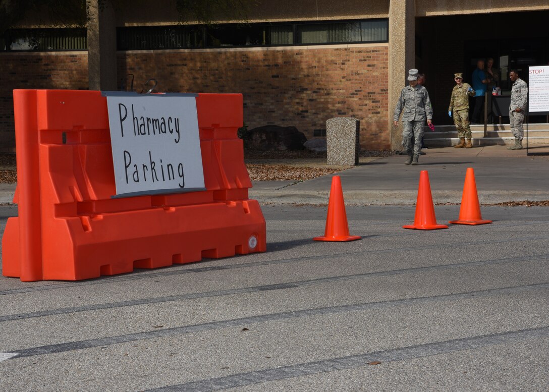 The 17th Medical Group displays a new parking order as the pharmacy converted to a curbside service at the Ross Clinic on Goodfellow Air Force Base, Texas, March 23, 2020. With Goodfellow’s Health Protection Condition in BRAVO, the clinic is restricted to active duty members and patients seeing providers for the foreseeable future. Goodfellow currently has no confirmed COVID-19 cases.  (U.S. Air Force Photo by Airman 1st Class Abbey Rieves)