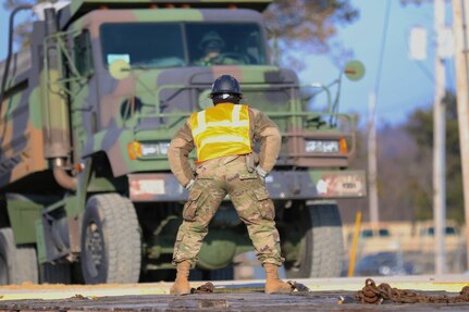Wisconsin Army Reserve Engineers Load for Deployment to the Middle East